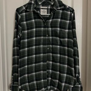 American Eagle button up